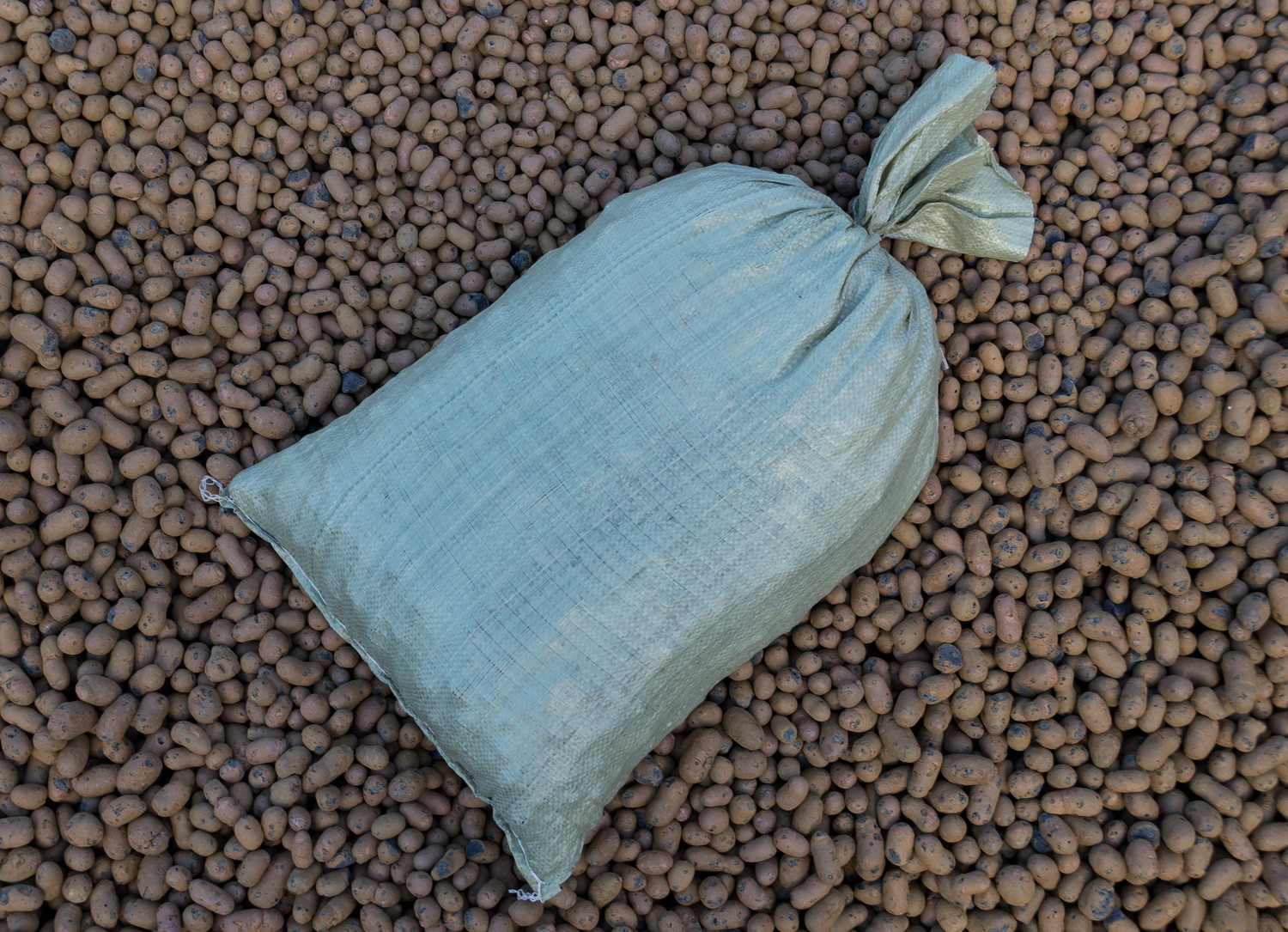 <span style="font-weight: bold;">Керамзит 10-20, 40л.</span>